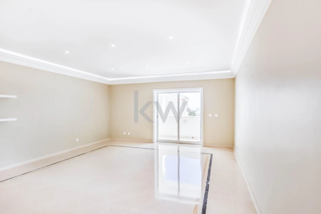 Apartamento T3 para Venda em Cascais e Estoril Foto 3