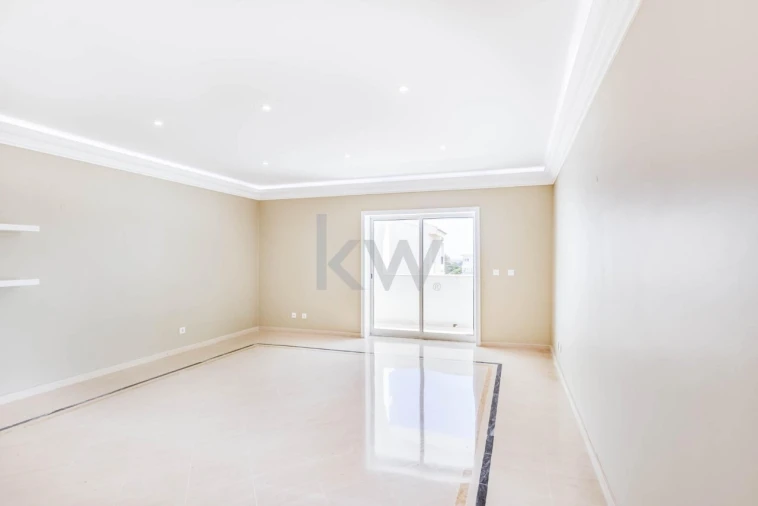 Apartamento T3 para Venda em Cascais e Estoril Foto 3