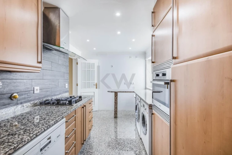 Apartamento T3 para Venda em Cascais e Estoril Foto 12