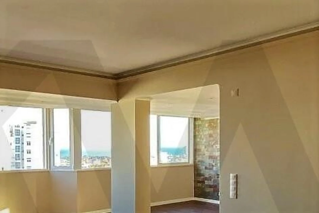 Apartamento T4 para Venda em Cascais e Estoril Foto 2