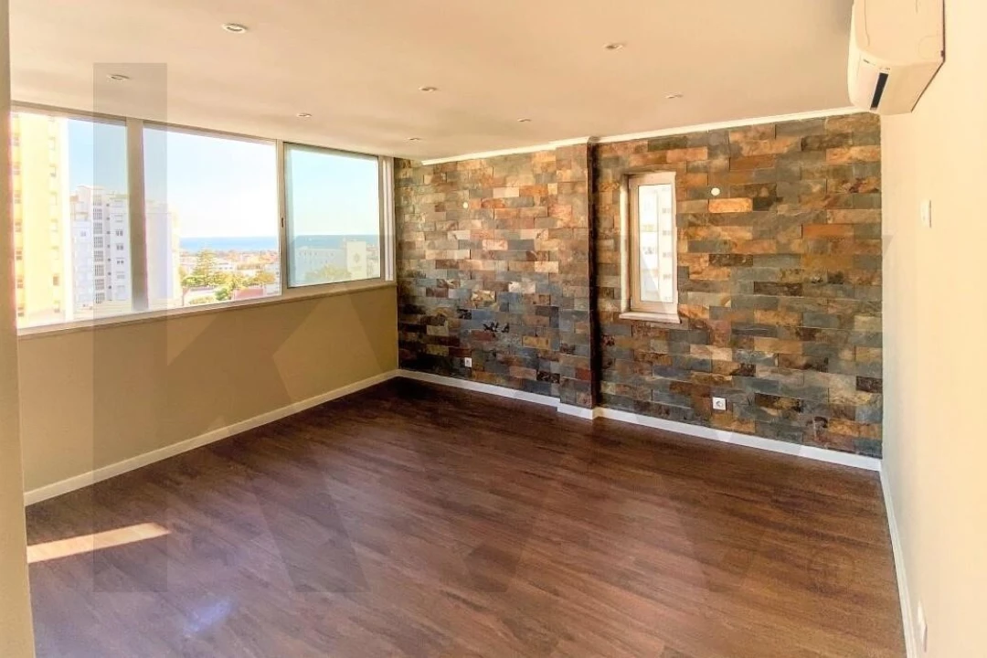 Apartamento T4 para Venda em Cascais e Estoril Foto 3