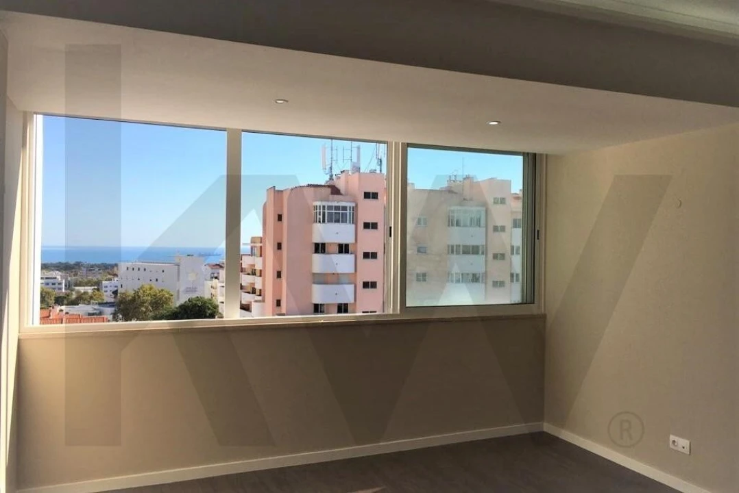 Apartamento T4 para Venda em Cascais e Estoril Foto 14