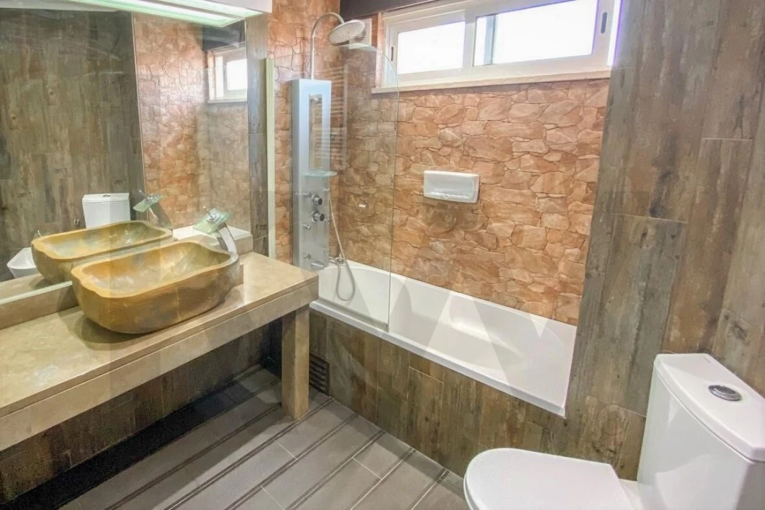 Apartamento T4 para Venda em Cascais e Estoril Foto 15