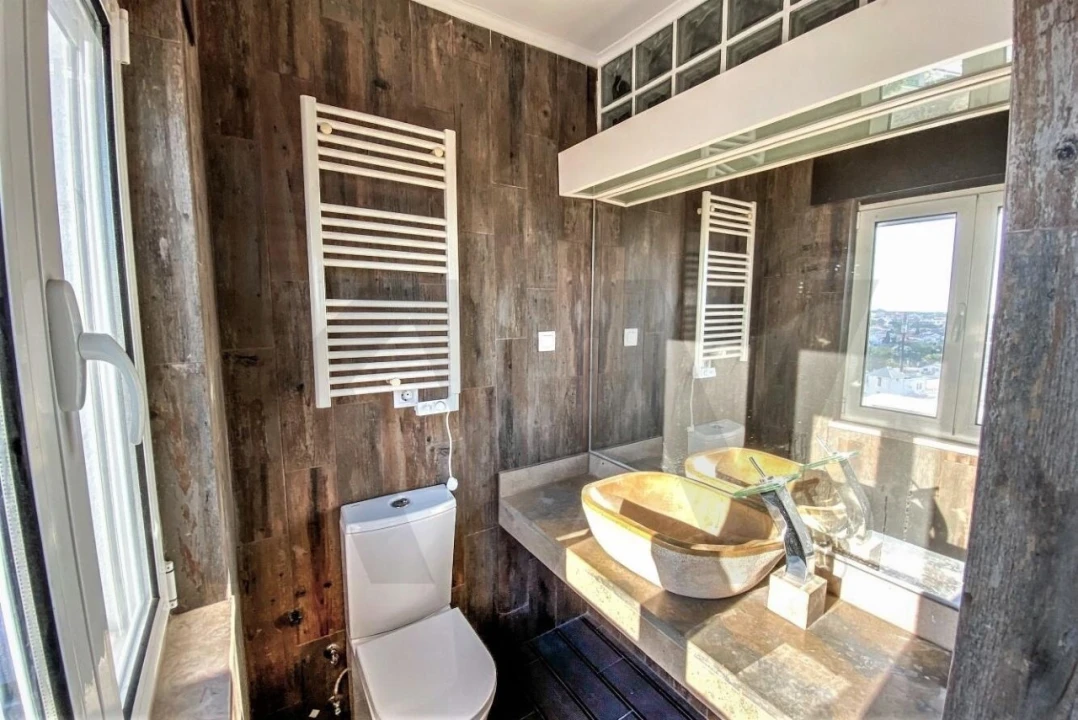 Apartamento T4 para Venda em Cascais e Estoril Foto 17