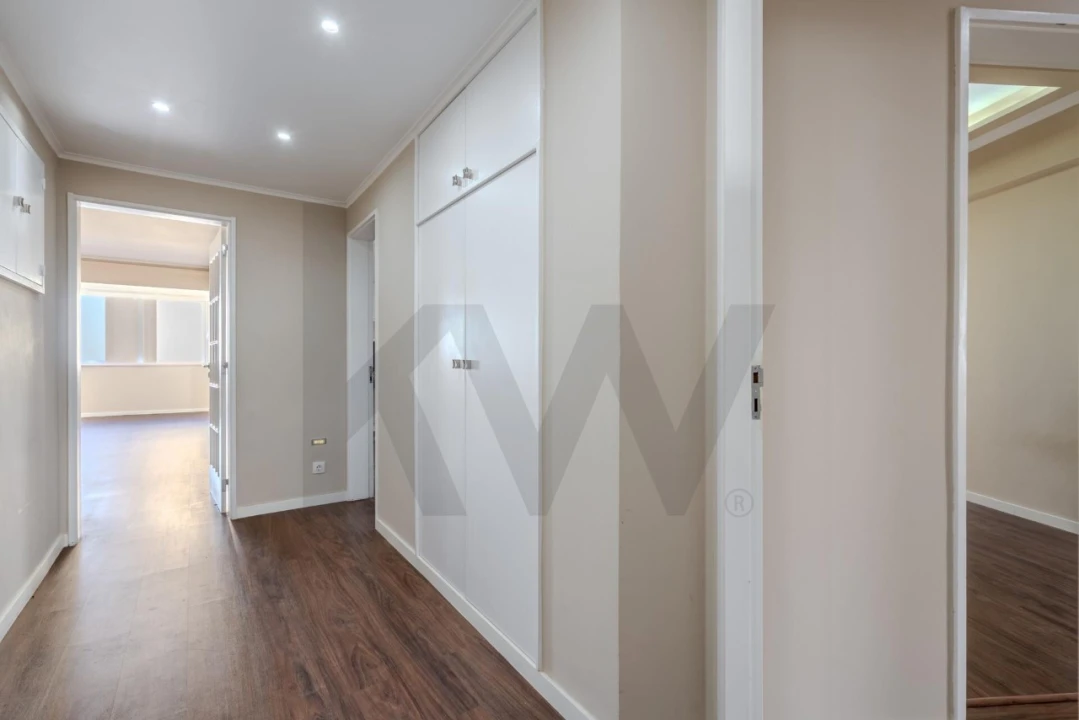 Apartamento T4 para Venda em Cascais e Estoril Foto 46