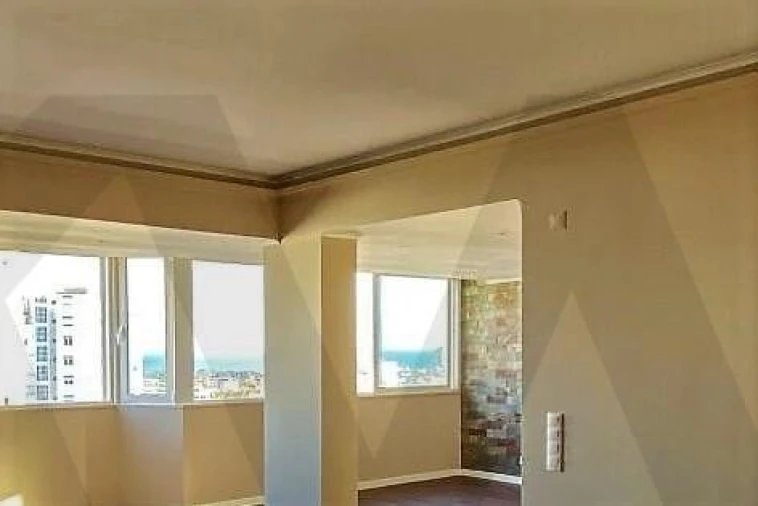 Apartamento T4 para Venda em Cascais e Estoril Foto 2
