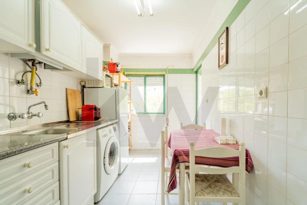 Apartamento T1 para Venda em Olivais Foto 7