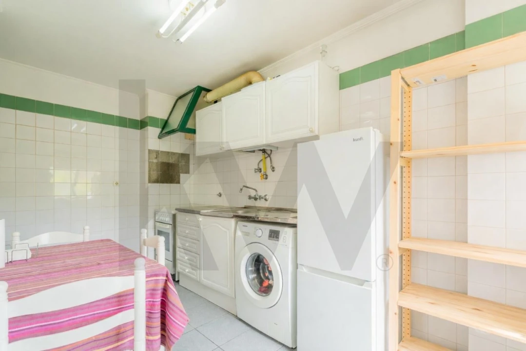 Apartamento T1 para Venda em Olivais Foto 8