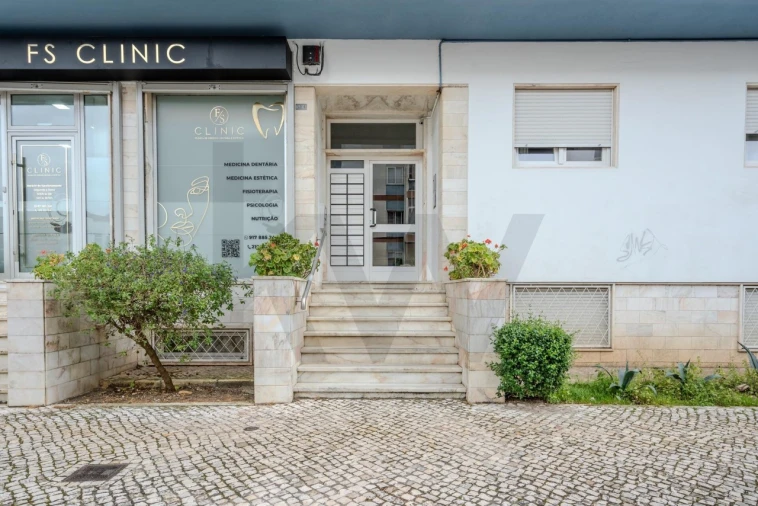 Apartamento T3 para Venda em Cacém e São Marcos Foto 27