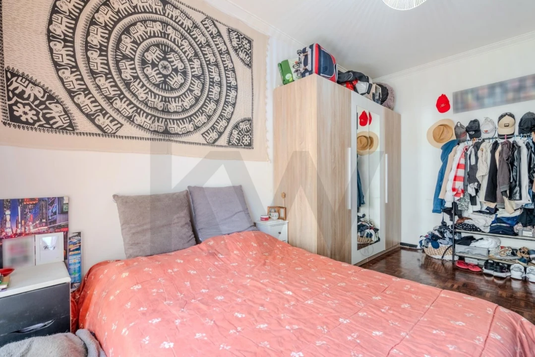 Apartamento T2 para Venda em Agualva e Mira-Sintra Foto 7