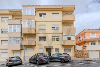 Apartamento T2 para Venda em Agualva e Mira-Sintra