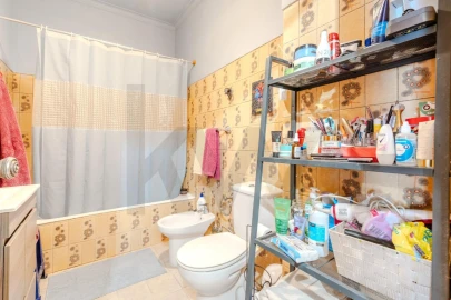 Apartamento T2 para Venda em Agualva e Mira-Sintra