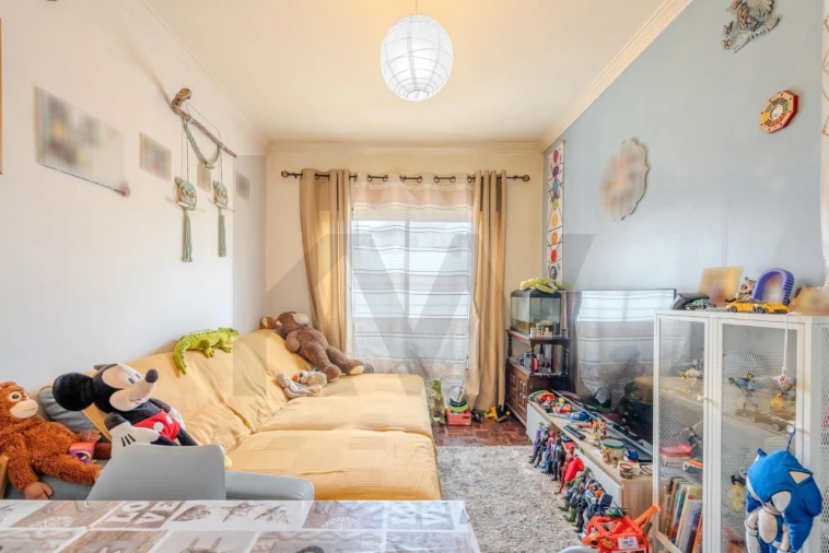 Apartamento T2 para Venda em Agualva e Mira-Sintra Foto 10