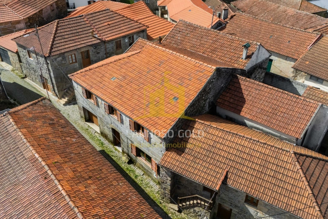 Moradia T4 para Venda em Salto Foto 20