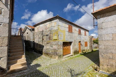 Moradia T4 para Venda em Salto