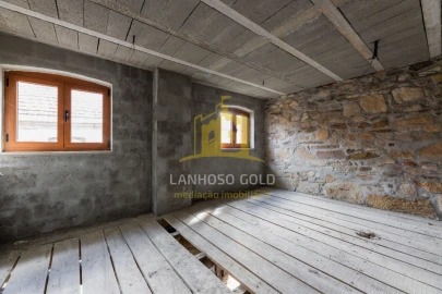 Moradia T4 para Venda em Salto