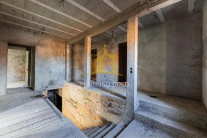 Moradia T4 para Venda em Salto