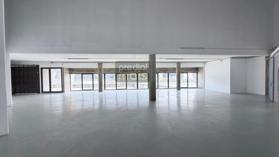 Armazém para Arrendamento em Santo Tirso, Couto (Santa Cristina e São Miguel) e Burgães Foto 6