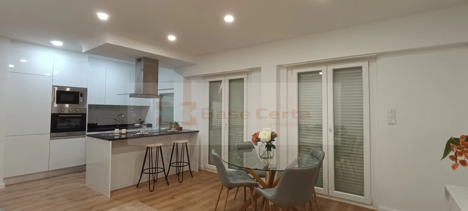 Apartamento T3 para Venda em Benfica Foto 22