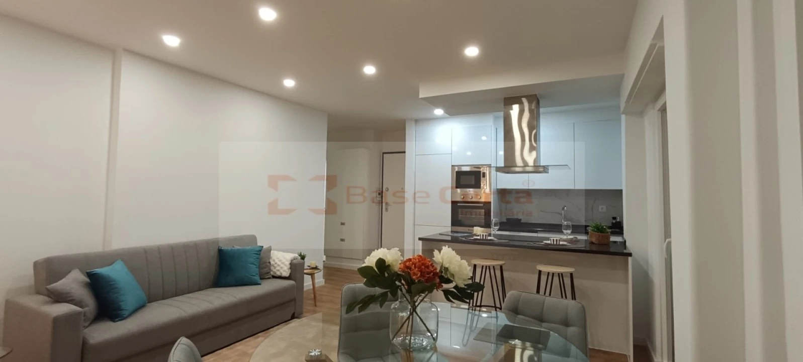 Apartamento T3 para Venda em Benfica Foto 23