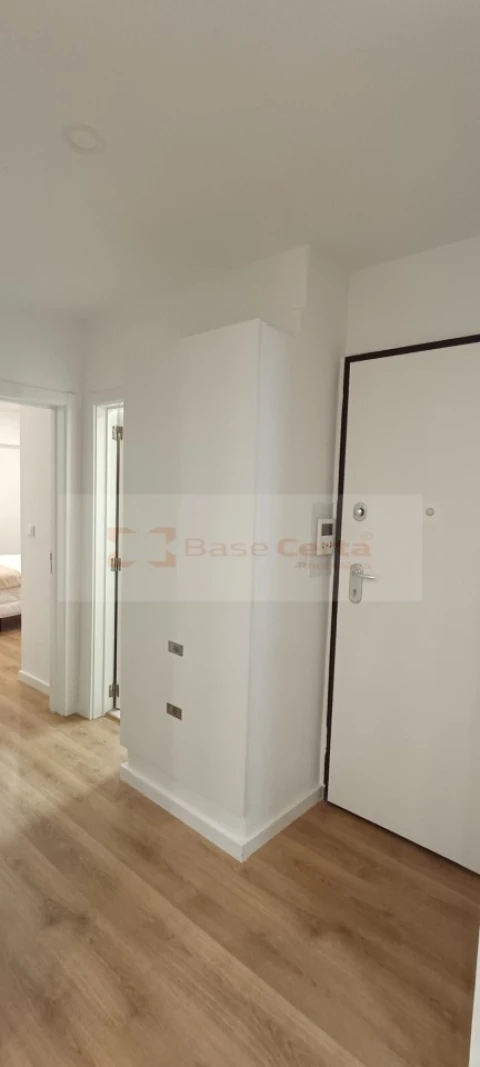 Apartamento T3 para Venda em Benfica