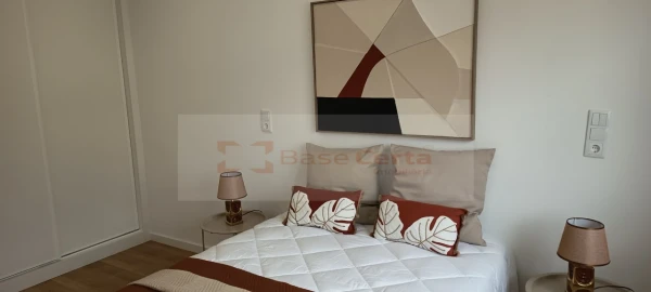 Apartamento T3 para Venda em Benfica