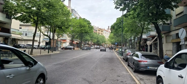 Apartamento T3 para Venda em Benfica