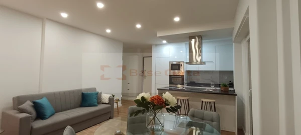 Apartamento T3 para Venda em Benfica
