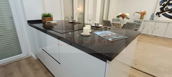 Apartamento T3 para Venda em Benfica