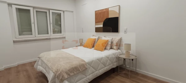 Apartamento T3 para Venda em Benfica