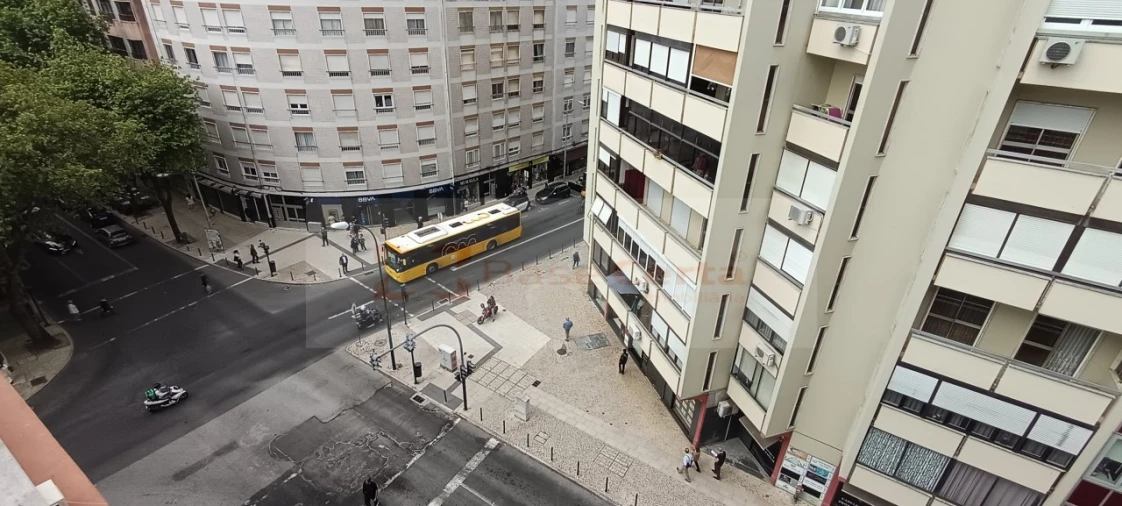 Apartamento T3 para Venda em Benfica Foto 18