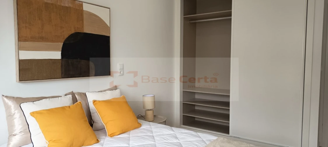 Apartamento T3 para Venda em Benfica Foto 32