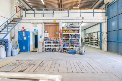 Negócio para Venda em Atalaia e Alto Estanqueiro-Jardia