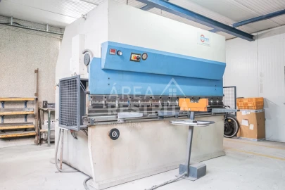 Negócio para Venda em Atalaia e Alto Estanqueiro-Jardia