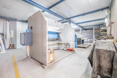 Negócio para Venda em Atalaia e Alto Estanqueiro-Jardia