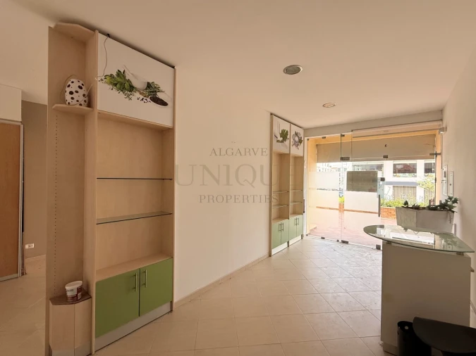 Loja para Venda em Lagos (São Sebastião e Santa Maria) Foto 5