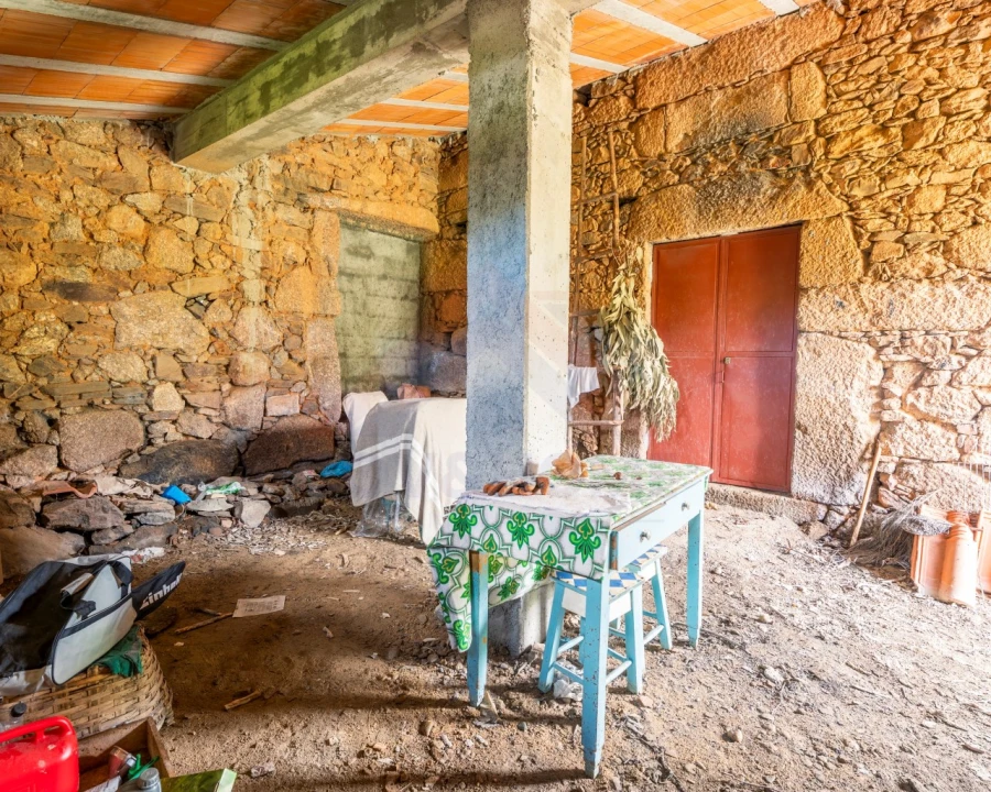 Moradia T2 para Venda em Unhais da Serra Foto 5