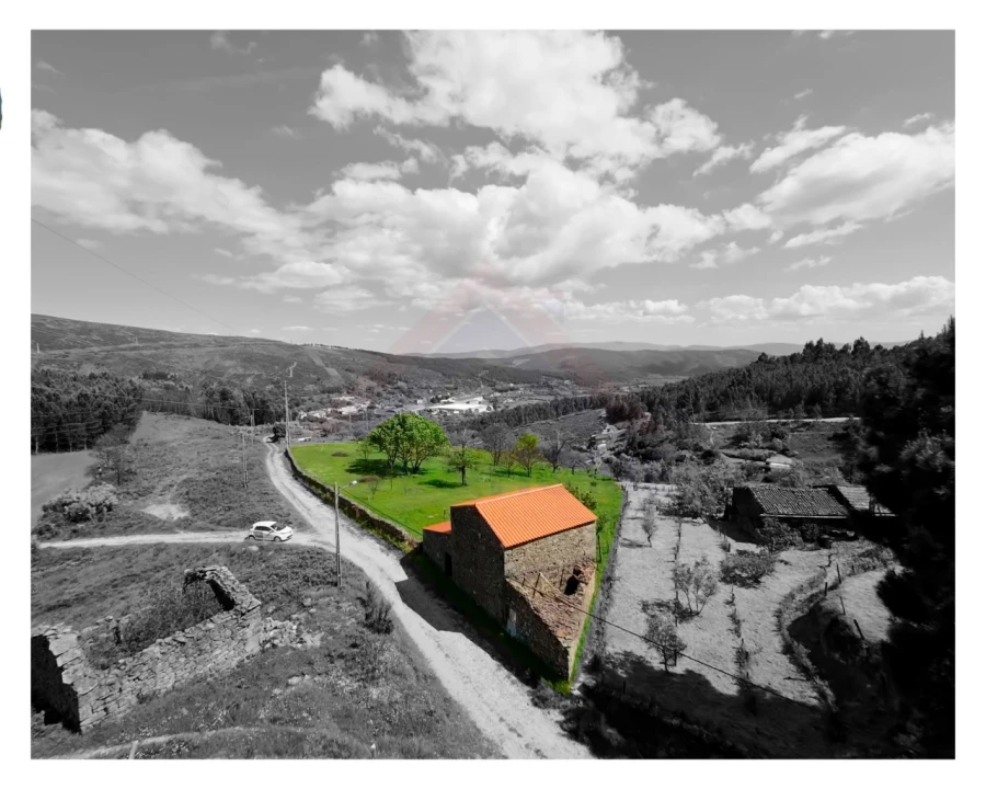 Moradia T2 para Venda em Unhais da Serra Foto 1