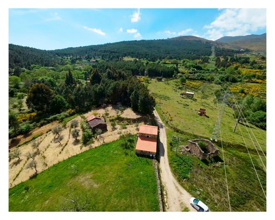 Moradia T2 para Venda em Unhais da Serra Foto 25