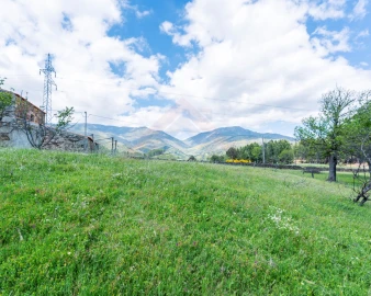 Moradia T2 para Venda em Unhais da Serra