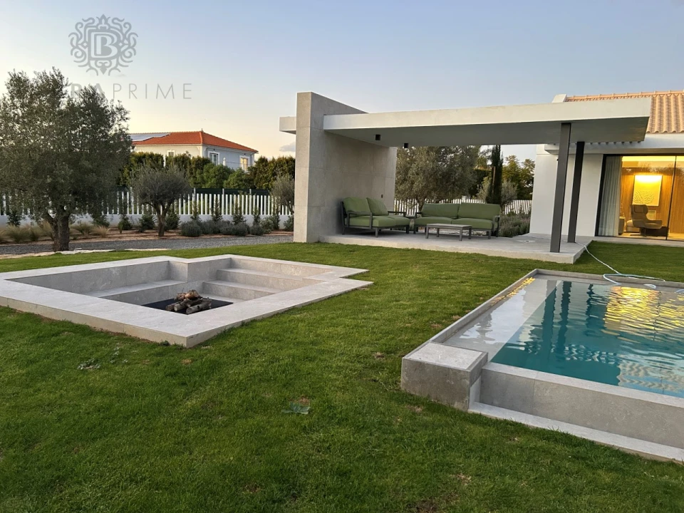 Moradia T6 para Venda em Quarteira Foto 14