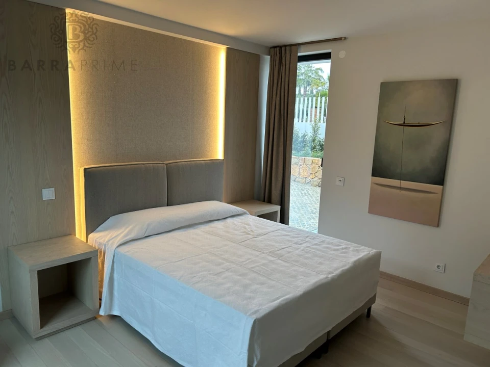 Moradia T6 para Venda em Quarteira Foto 20