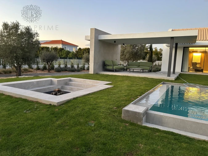 Moradia T6 para Venda em Quarteira Foto 14