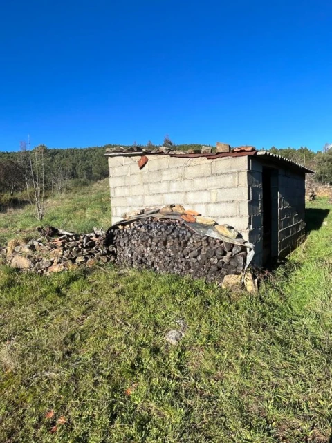 Moradia T2 para Venda em Unhais-O-Velho