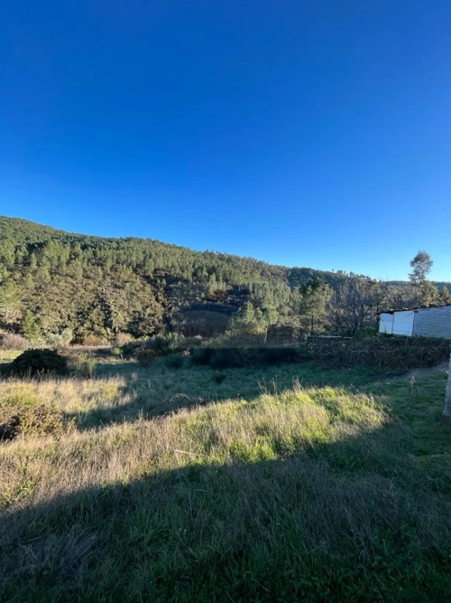 Moradia T2 para Venda em Unhais-O-Velho Foto 20