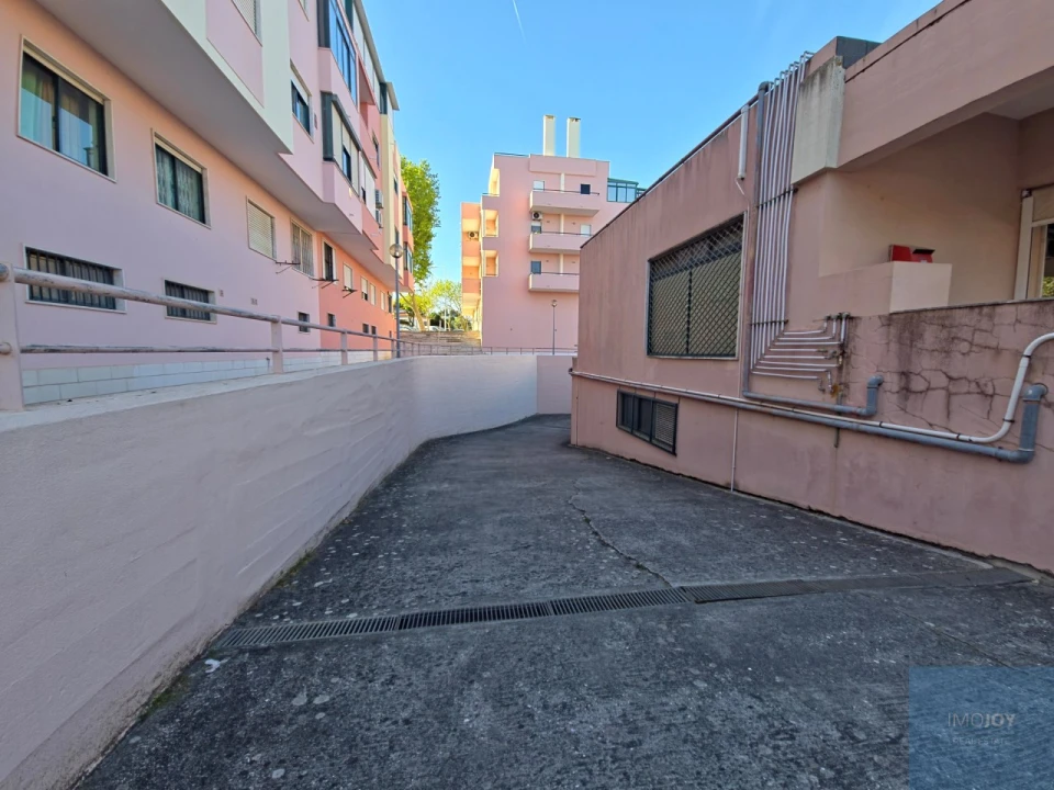 Garagem para Venda em Carcavelos e Parede Foto 11