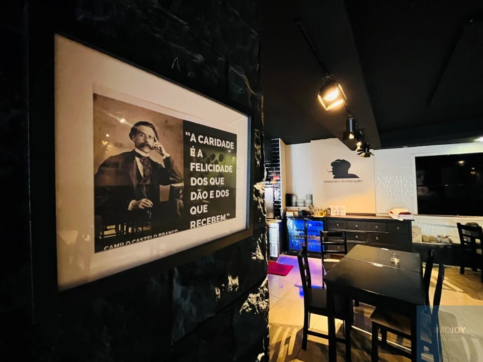 Loja para Arrendamento em Santo António Foto 7