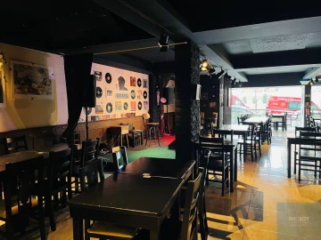 Loja para Arrendamento em Santo António