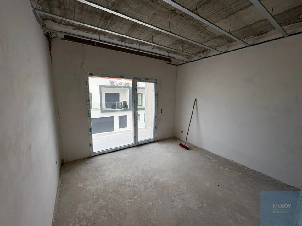 Moradia T3 para Venda em São Domingos de Rana Foto 12