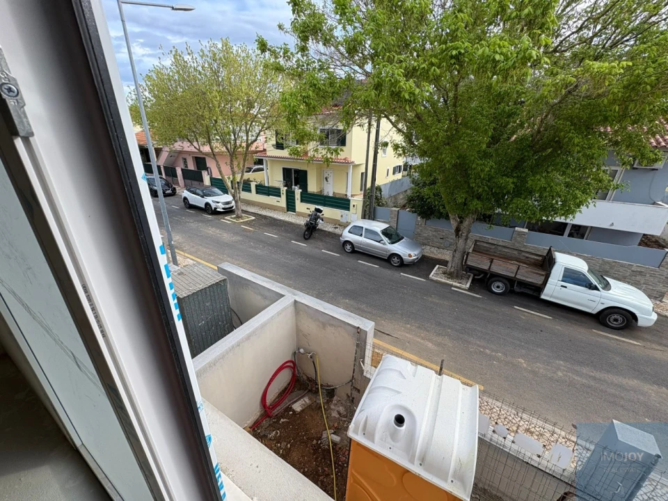 Moradia T3 para Venda em São Domingos de Rana Foto 26